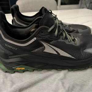 Altra Olympus 5 Men's Gray and Green Trail Shoes